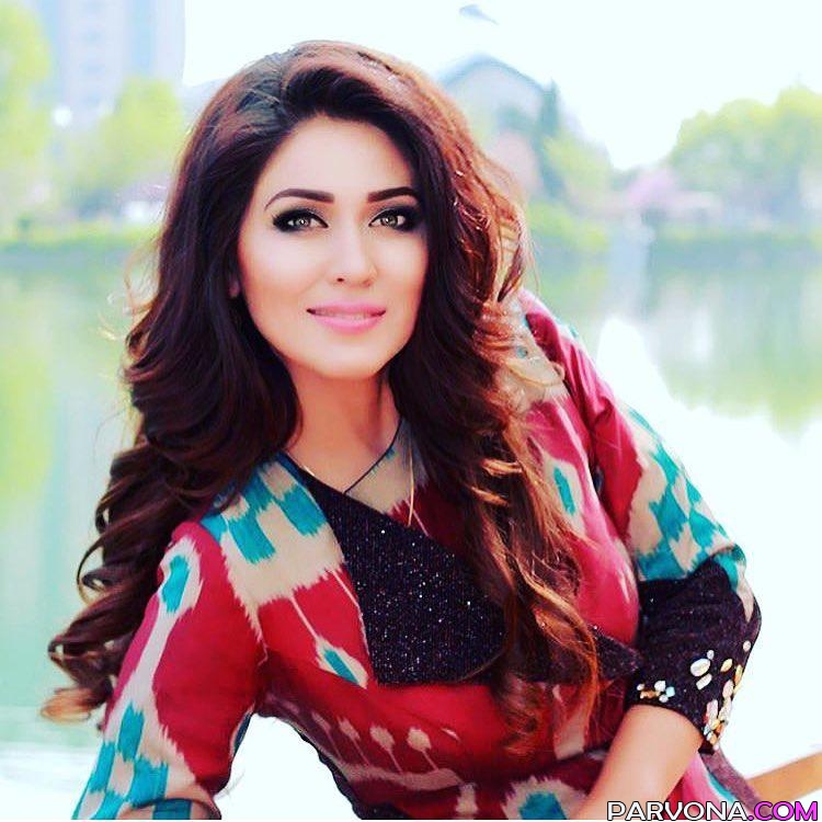 ShAHNOZA OTABOEVA BARChA MUXLISLARINI TUG`ILGAN KUNIGA TAKLIF QILDI