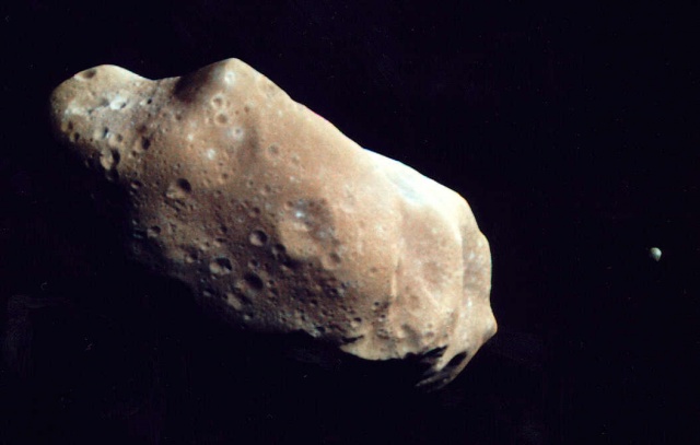Yaqin 50 yil ichida xavfli asteroid Er bilan to'qnashishi mumkin
